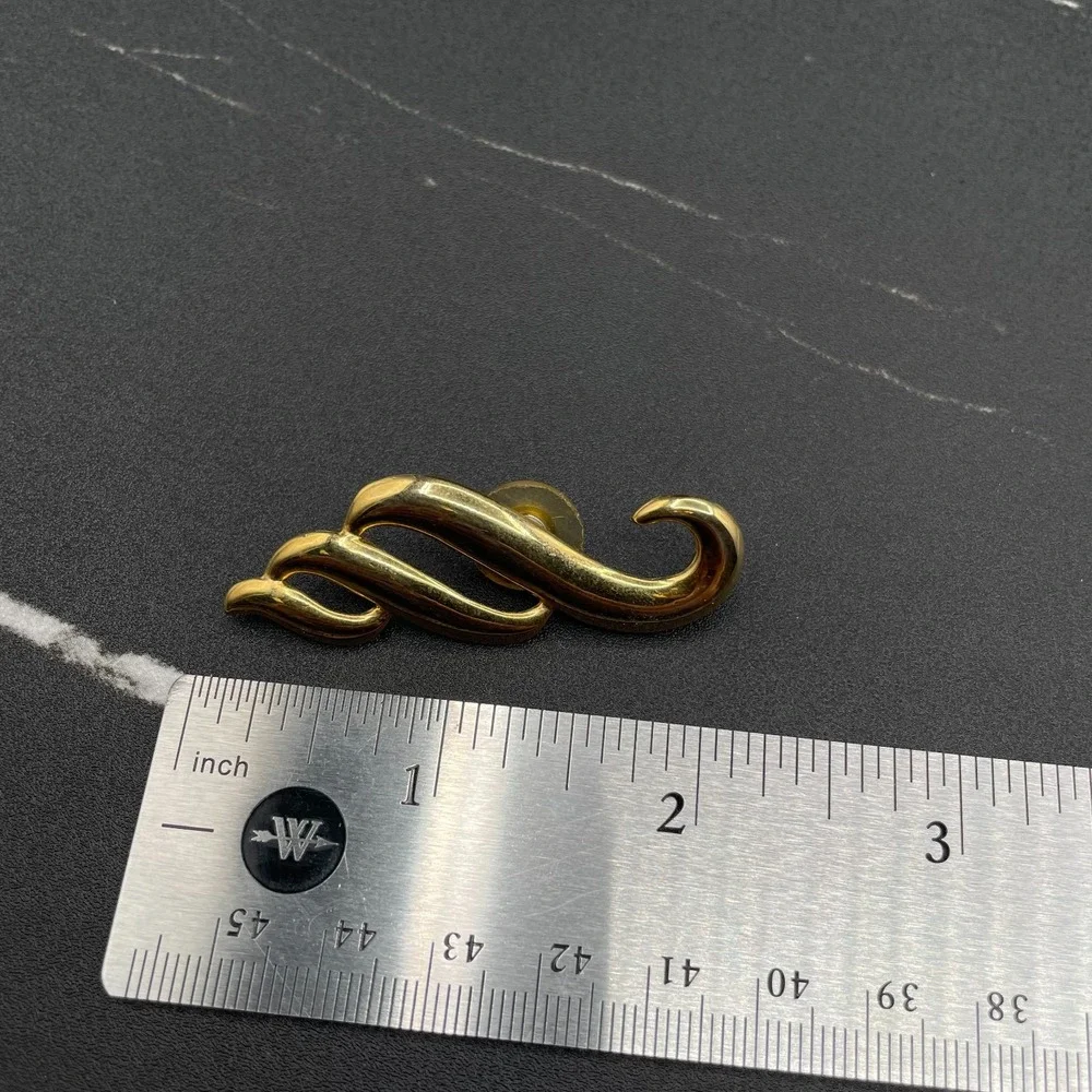 The Unbranded Brand vintage gold